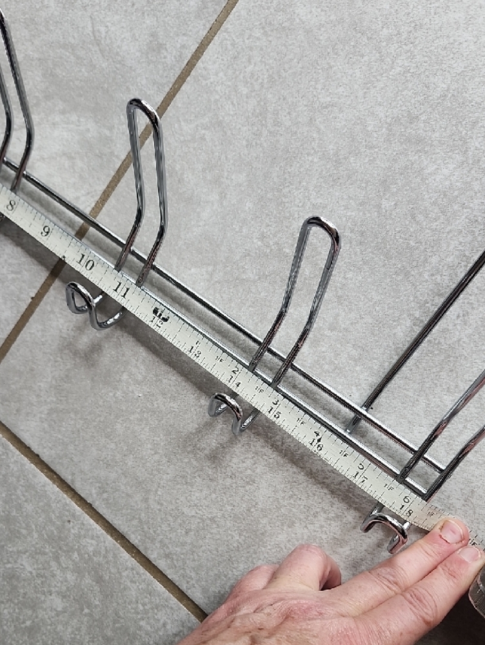 Over-the-Door 6-Hook Metal Silver Tone Wall Rack - Picture 6 of 8